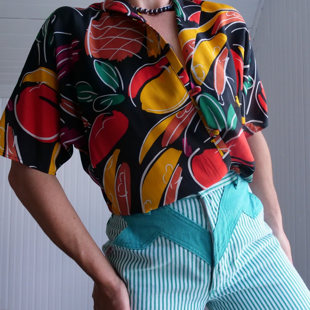 Fun vintage 80s Carole Little for Saint Tropez fruit print silk cropped blouse
